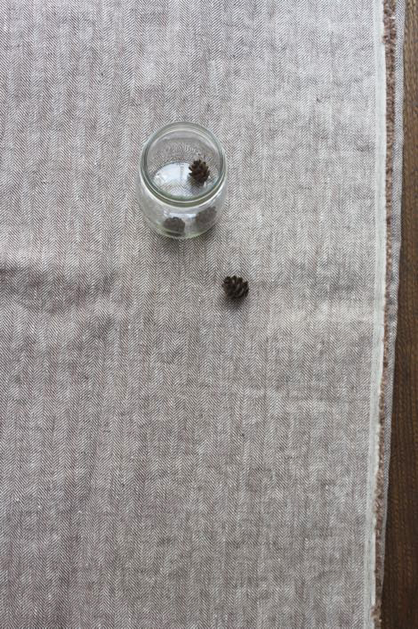 アンソレイエリネン　ヘリンボーン　マロン　リネン100％